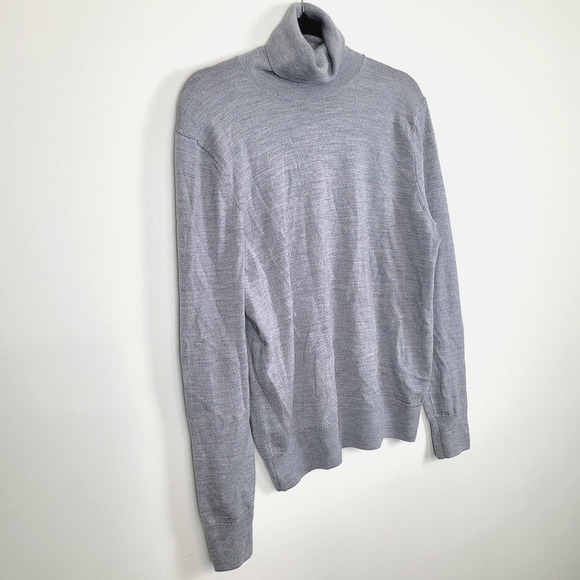 Brooks Brothers Mens Medium Gray Turtleneck Sweater 100% Merino Wool Knit Luxury - Picture 1 of 5